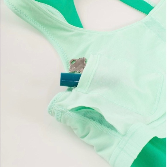 Lululemon Run Pace tank top - Picture 3 of 4